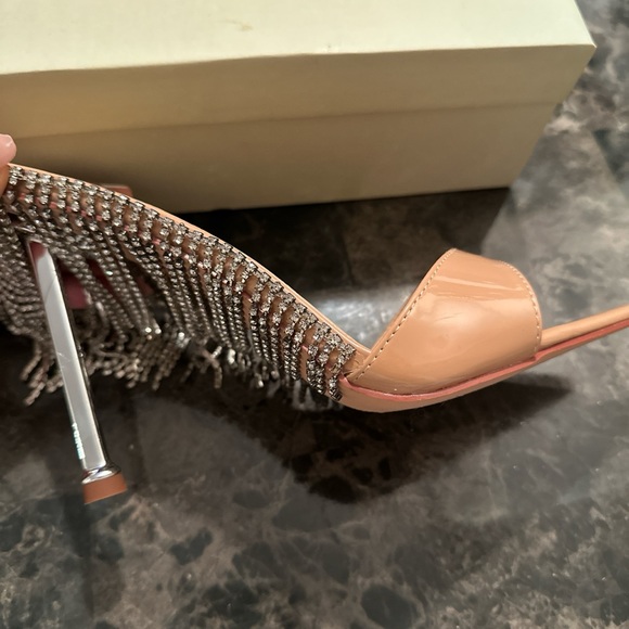 Nude silver embellished heels from Simmi London- Brand new
US 9, UK 7 - Picture 2 of 3